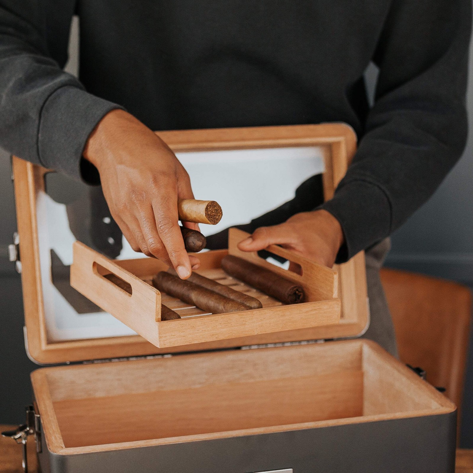 Black Edition Military Humidor + Smart Valet