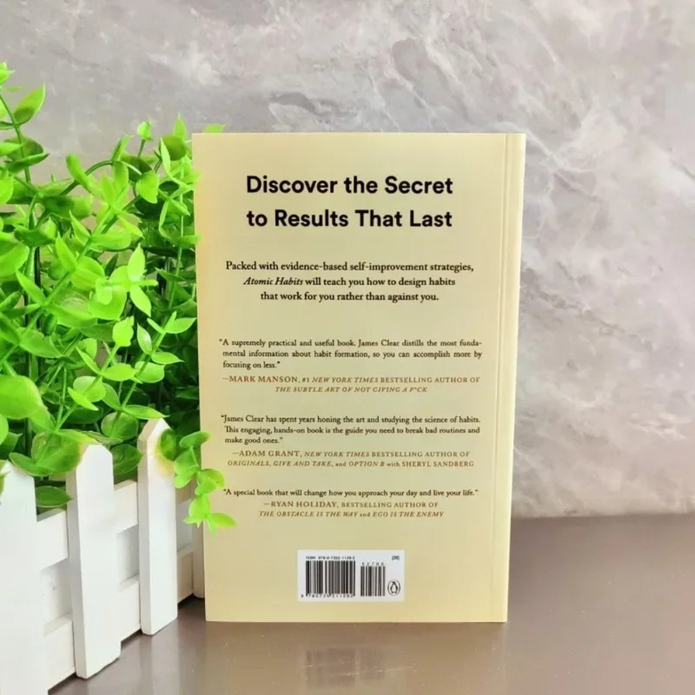 *Atomic Habits* Paperback by James Clear Build Good Habits & Break Bad Ones..